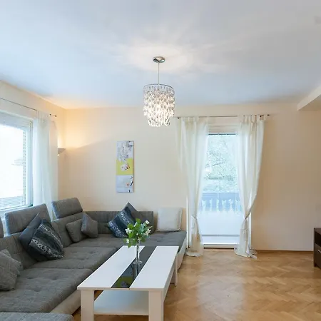 아파트 Appartments Zell Am *